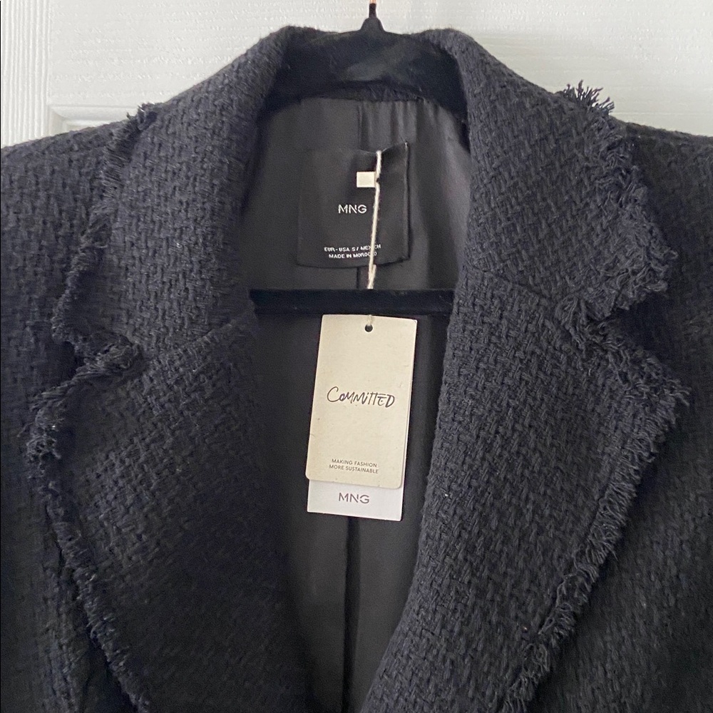 MNG Black Textured Blazer with pearl Buttons size S length 29” bust 36” - Picture 6 of 12